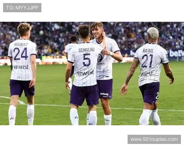 斯特拉斯堡俱乐部最新动态:球队阵容调整与战术变化引发关注 斯特拉斯堡俱乐部最新动态:球队阵容调整与战术变化引发关注