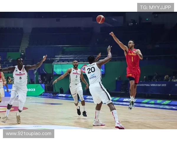 中国男篮迎战澳大利亚 强势冲击奥运门票 聚焦世界杯预选赛关键之战 中国男篮迎战澳大利亚 强势冲击奥运门票 聚焦世界杯预选赛关键之战