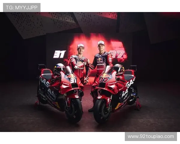 MotoGP赛季大结局:马尔克斯与奎塔罗激战再度登顶世界冠军 MotoGP赛季大结局:马尔克斯与奎塔罗激战再度登顶世界冠军