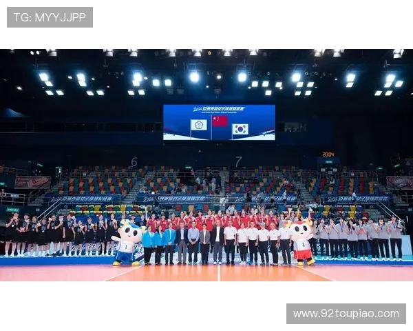 中国女排逆袭获胜 关键时刻展现团队精神 全力冲击东京奥运资格