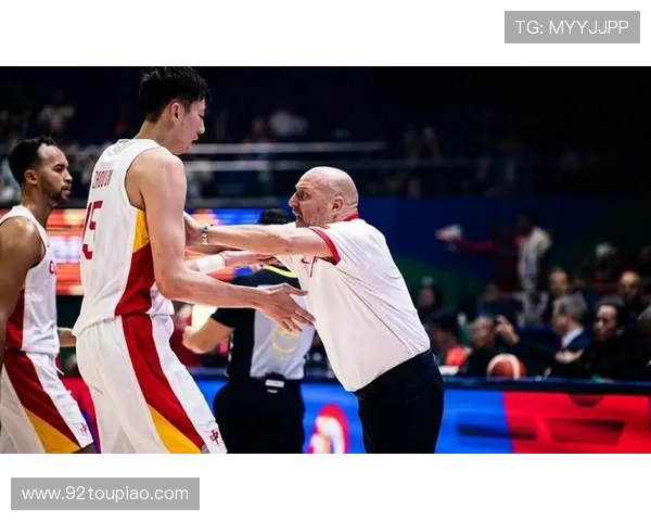 中国男篮逆袭战胜强敌晋级世界杯八强,球迷热议球队未来前景 中国男篮逆袭战胜强敌晋级世界杯八强,球迷热议球队未来前景