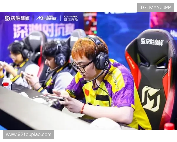 全球总决赛再掀电竞狂潮新王登顶引爆百万玩家热议 全球总决赛再掀电竞狂潮新王登顶引爆百万玩家热议