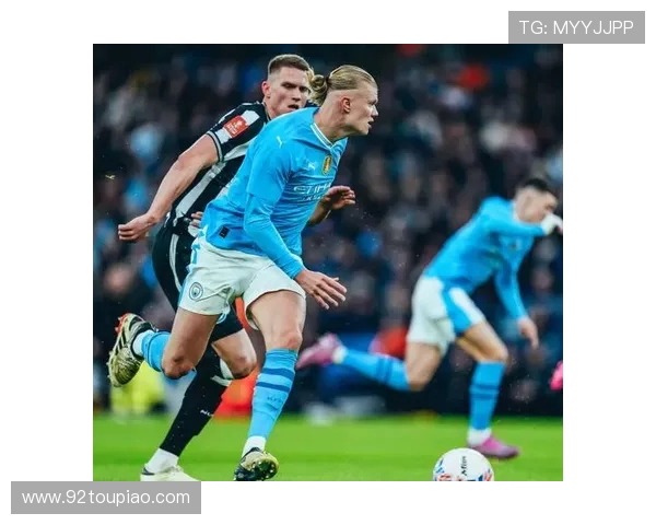 曼城足球俱乐部辉煌历程与现代战术体系全面解析 曼城足球俱乐部辉煌历程与现代战术体系全面解析