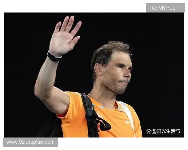 网球赛季回顾:纳达尔退役之际,青年新星崛起,2025年赛事大盘点 网球赛季回顾:纳达尔退役之际,青年新星崛起,2025年赛事大盘点