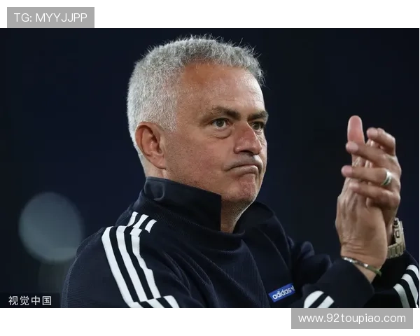 罗马足球队最新转会动态揭秘 引援和球员离队情况全面分析 罗马足球队最新转会动态揭秘 引援和球员离队情况全面分析