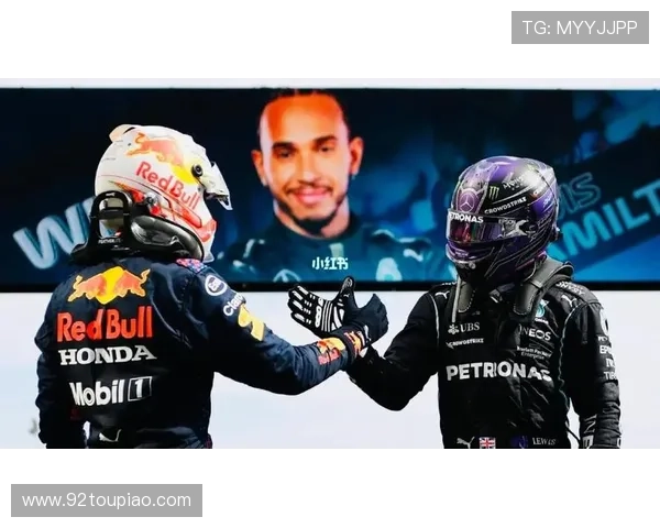 F1赛车:迈凯伦车队再度崛起,汉密尔顿与维斯塔潘争冠形势愈加激烈