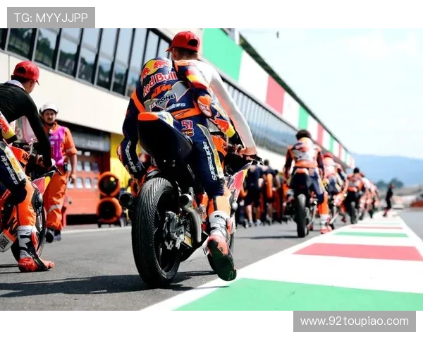 MotoGP赛季焦点汇总新秀崛起冠军之争全面升级赛道风云再起