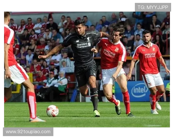 斯温登俱乐部：历史辉煌与现代挑战的交织之路